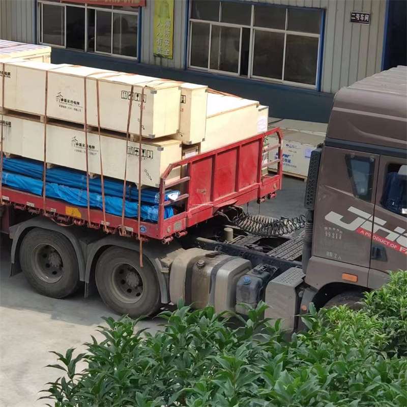 神木至新疆阿勒泰福海县物流专线，一站式服务，让您的货物畅行无忧